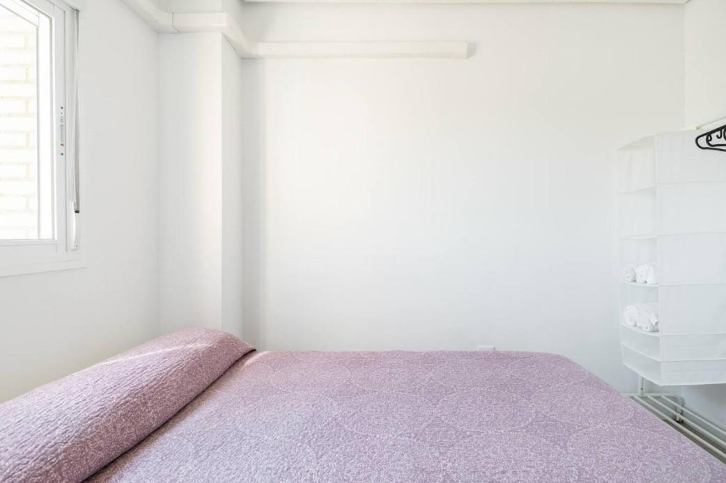 Apartamento Amplio Con 4 Habitaciones Y 2 Banos - Great Apartment With 4 Rooms - 2 Baths Sevilla Exteriör bild